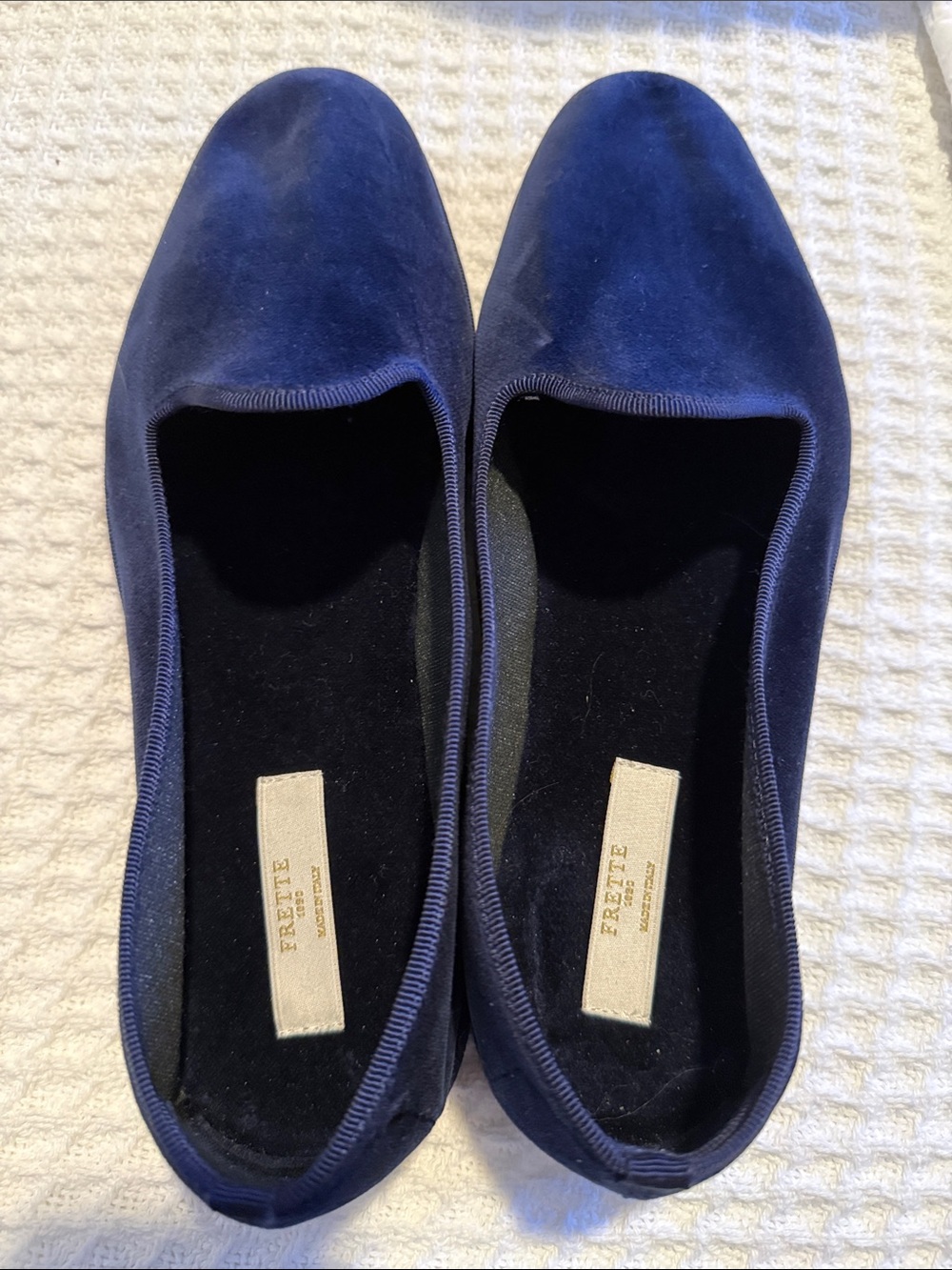 Frette Deep Blue Velvet Slip-On Flats